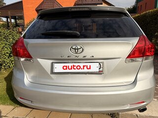 2011 Toyota Venza I, серебристый, 1790000 рублей, вид 4