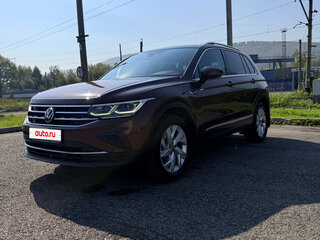2021 Volkswagen Tiguan II Рестайлинг, коричневый, 3350000 рублей, вид 5