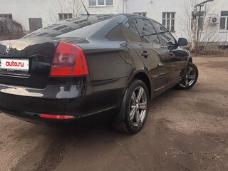 2009 Skoda Octavia II (A5) Рестайлинг, чёрный, 650000 рублей, вид 3