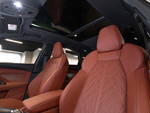 2026 Audi Q5 L III (GU), белый, 6600000 рублей - вид 9