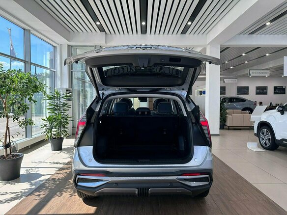 2026 Geely Atlas II, серебристый, 4114990 рублей - вид 5