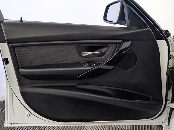 2017 BMW 3 серии 318i VI (F3x) Рестайлинг, белый, 1875000 рублей - вид 18