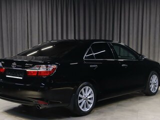 2016 Toyota Camry VII (XV50) Рестайлинг, чёрный, 1749000 рублей, вид 2