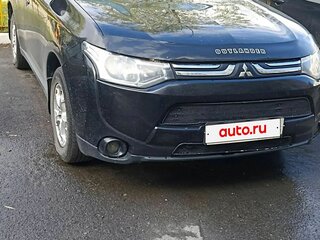 2013 Mitsubishi Outlander III, чёрный, 1150000 рублей, вид 2