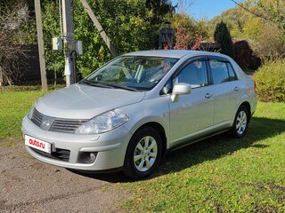 2010 Nissan Tiida I Рестайлинг, серебристый, 1000000 рублей, вид 1