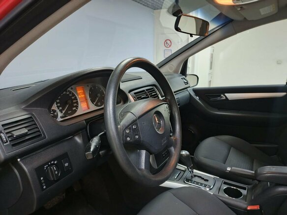2007 Mercedes-Benz B-Класс 170 I (W245), красный - вид 13