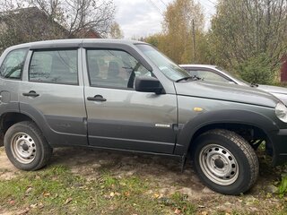 2013 Chevrolet Niva I Рестайлинг, серый, 599999 рублей, вид 4