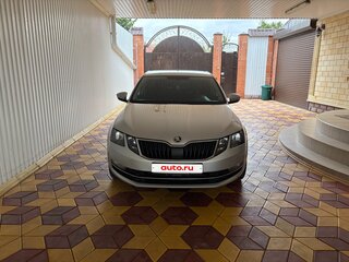 2018 Skoda Octavia III (A7) Рестайлинг, серебристый, 1550000 рублей, вид 1