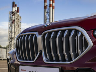 2020 BMW X6 40i III (G06), красный, 6632000 рублей, вид 2