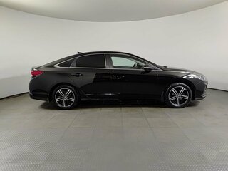 2019 Hyundai Sonata VII (LF) Рестайлинг, чёрный, 1430996 рублей, вид 4