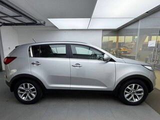 2015 Kia Sportage III Рестайлинг, серебристый, 1680000 рублей, вид 4