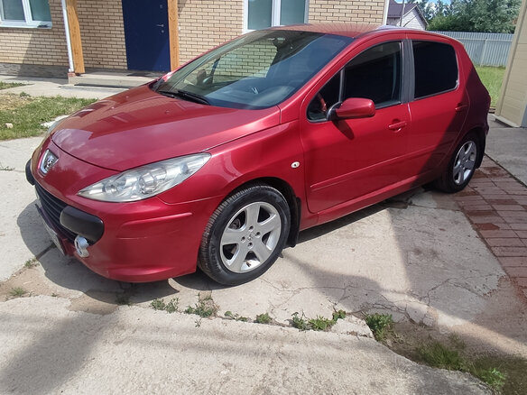 2007 Peugeot 307 I Рестайлинг, красный, 450000 рублей - вид 9