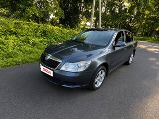 2011 Skoda Octavia II (A5) Рестайлинг, серый, 599000 рублей, вид 1