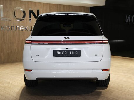 2025 Li Auto (Lixiang) L9 52.3 kWh I Рестайлинг, белый, 11990000 рублей, вид 4