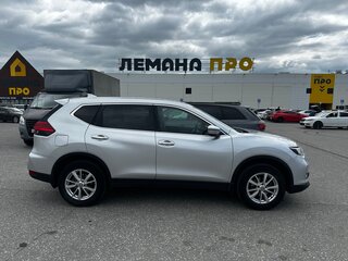 2019 Nissan X-Trail III Рестайлинг, серебристый, 2050000 рублей, вид 3