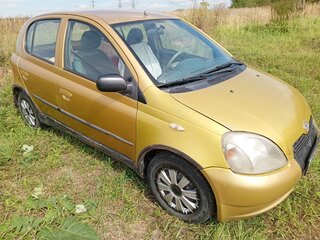 2000 Toyota Yaris I, золотистый, 369000 рублей, вид 1