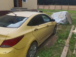 2016 Hyundai Solaris I Рестайлинг, жёлтый, 550000 рублей, вид 3