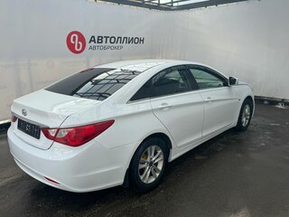 2011 Hyundai Sonata VI (YF), белый, 809000 рублей, вид 5