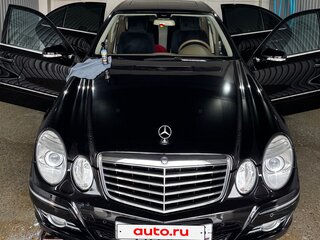 2007 Mercedes-Benz E-Класс 350 III (W211, S211) Рестайлинг, чёрный, 1800000 рублей, вид 4