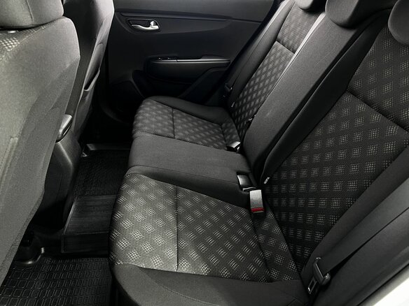 2018 Kia Rio X-Line IV, белый, 1550000 рублей - вид 10