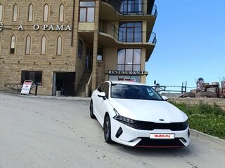 2020 Kia K5 III, белый, 2000000 рублей, вид 3