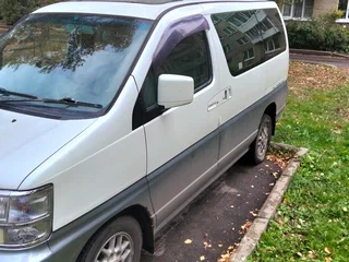 1997 Nissan Elgrand I (E50), белый, 600000 рублей, вид 4
