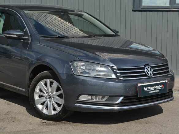 2011 Volkswagen Passat B7, серый, 879888 рублей - вид 4