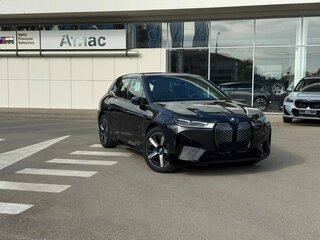 2023 BMW iX xDrive40 I (I20), серый, 8990000 рублей, вид 1