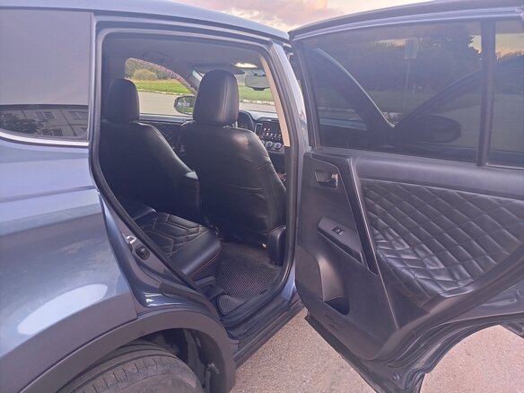 2013 Toyota RAV4 IV (XA40), серый, 1450000 рублей - вид 30