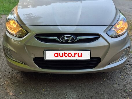 2012 Hyundai Solaris I, золотистый, 590000 рублей, вид 3