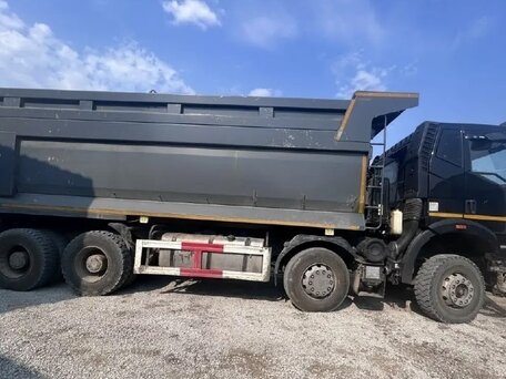 2023 FAW J6 CA3310, чёрный, 3952000 рублей, вид 4