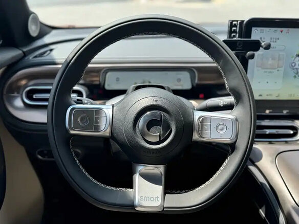 2026 Smart #1 66 kWh, красный, 3730000 рублей - вид 11