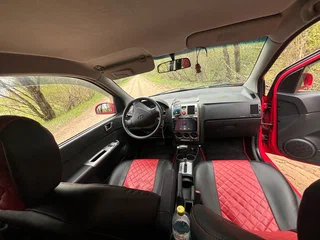 2005 Hyundai Getz I Рестайлинг, красный, 200000 рублей, вид 4