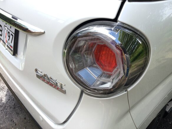2015 Daihatsu Cast I, белый, 835000 рублей - вид 36