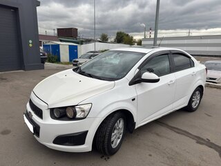 2012 Chevrolet Aveo II, белый, 730000 рублей, вид 1