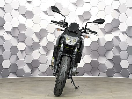 2019 Kawasaki Z 650, чёрный, 695000 рублей, вид 5