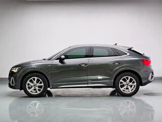 2023 Audi Q3 Sportback 35 TFSI MHEV II (F3), чёрный, 2656010 рублей, вид 4