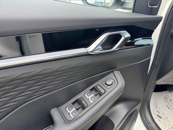 2025 Geely Coolray (Binyue L) I Рестайлинг 2, белый, 2550000 рублей - вид 16