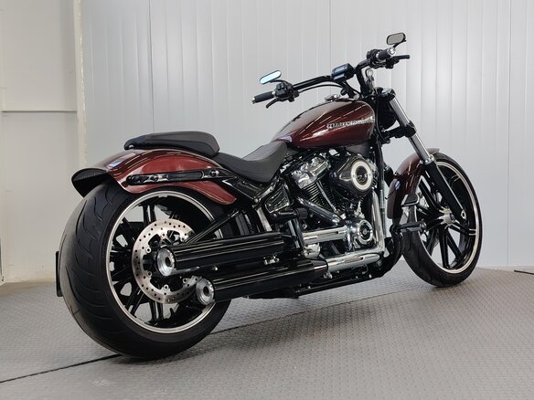 2017 Harley-Davidson Breakout, красный, 1679000 рублей - вид 7