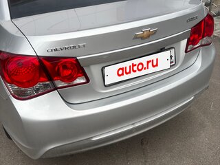 2013 Chevrolet Cruze I Рестайлинг, серебристый, 760000 рублей, вид 3