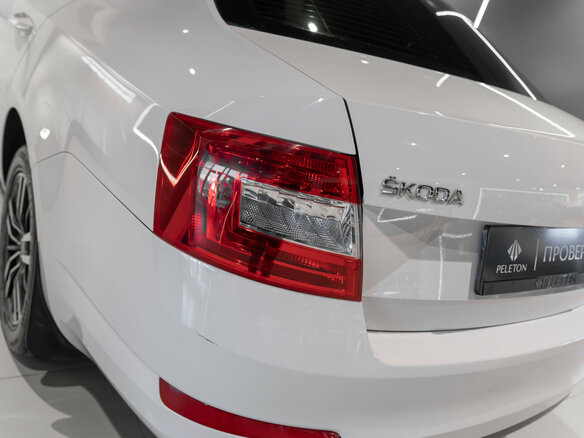 2014 Skoda Octavia III (A7), белый - вид 19