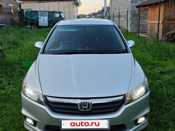 2006 Honda Stream II, серый, 990000 рублей - вид 2