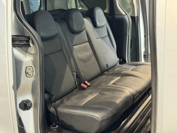 2013 Peugeot Partner II Рестайлинг, серебристый, 795000 рублей - вид 18
