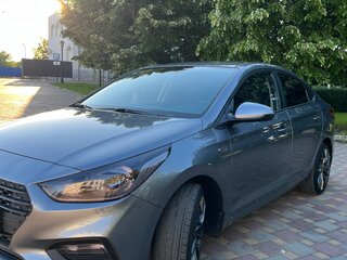 2018 Hyundai Solaris II, серый, 1580000 рублей, вид 3