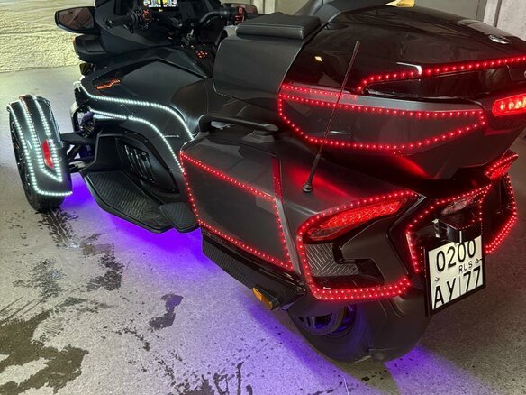 2020 BRP Can-Am Spyder, серый, 3700000 рублей - вид 23