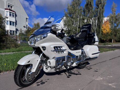 2008 Honda GL 1800 Gold Wing, белый, 1100000 рублей, вид 1