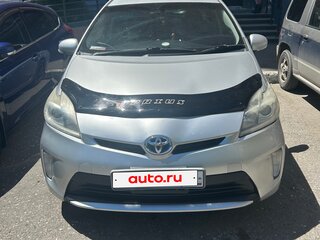 2012 Toyota Prius III Рестайлинг (XW30), серебристый, 810000 рублей, вид 2