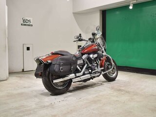 2009 Harley-Davidson Fat Bob, красный, 715000 рублей, вид 5