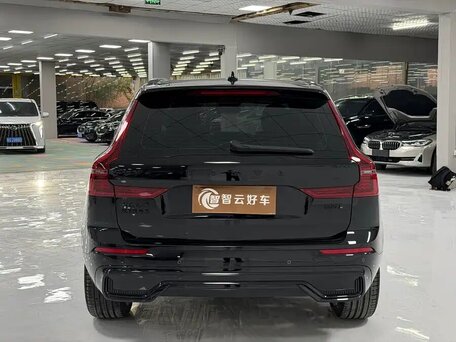 2026 Volvo XC60 II Рестайлинг 2, чёрный, 5121000 рублей, вид 5