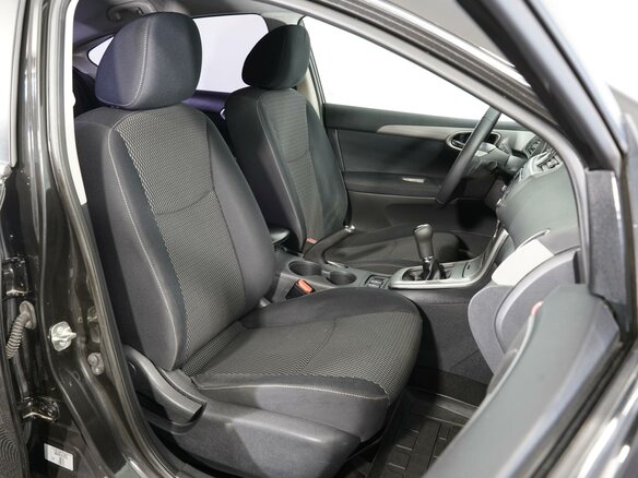 2014 Nissan Sentra VII (B17), чёрный - вид 7
